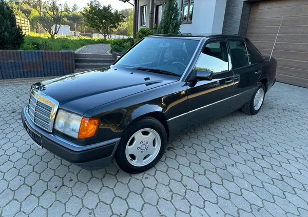 Mercedes-Benz W124 (1984-1993) cena 23900 przebieg: 244020, rok produkcji 1991 z Nowy Sącz
